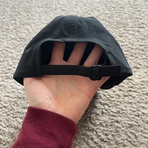 Lululemon Black Hat - Picture 2 of 2